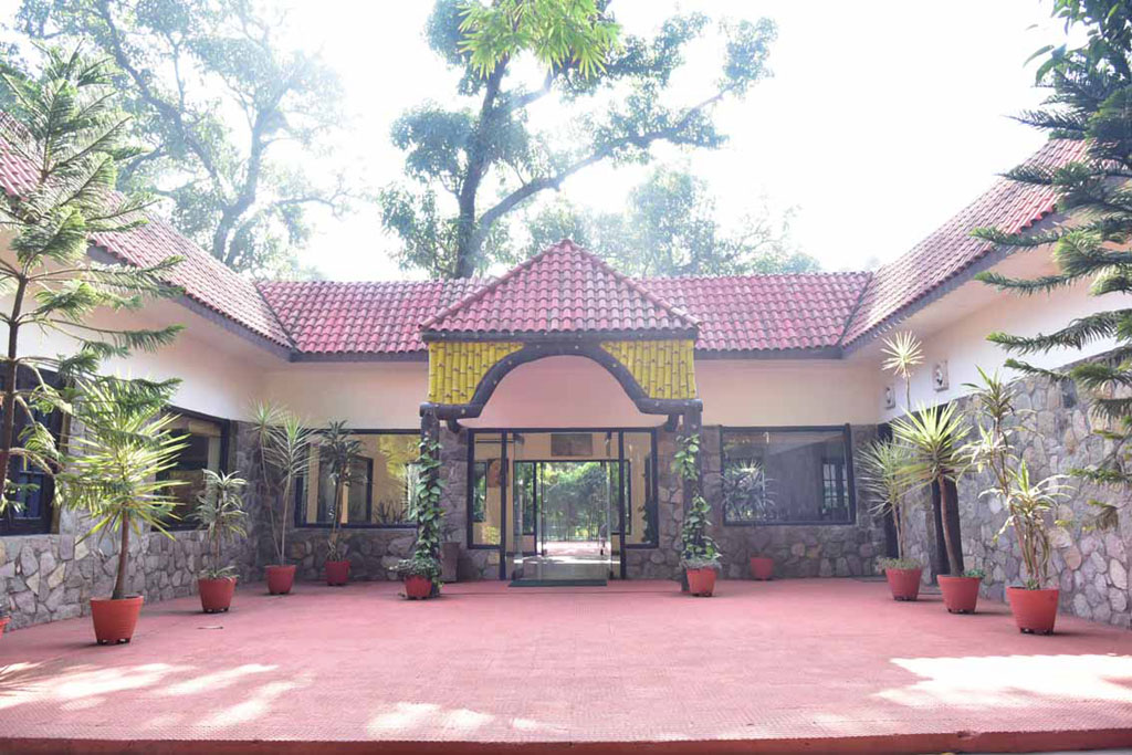 Corbett Leela Vilas Resort